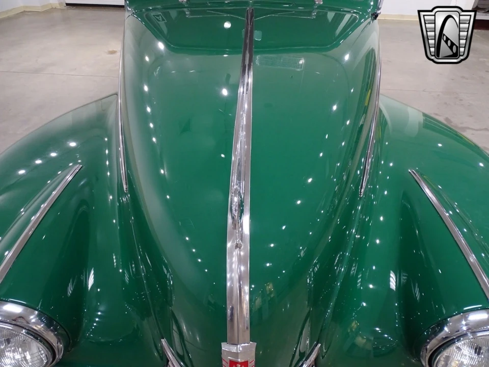 1940 Oldsmobile - Image 11 of 12