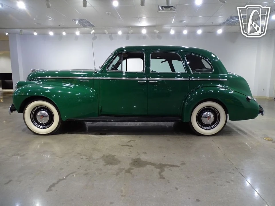 1940 Oldsmobile - Image 8 of 21