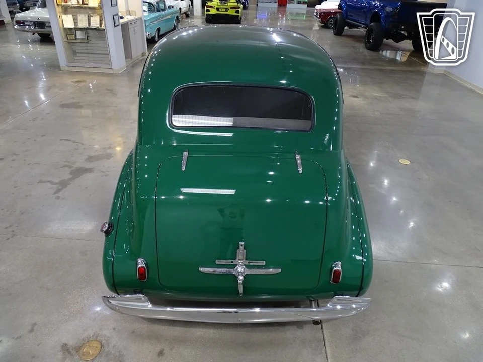 1940 Oldsmobile - Image 13 of 21