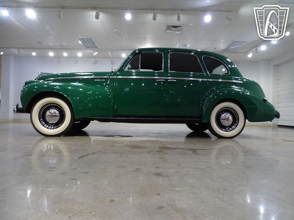1940 Oldsmobile - Image 10 of 21