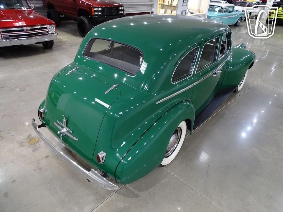1940 Oldsmobile - Image 17 of 21