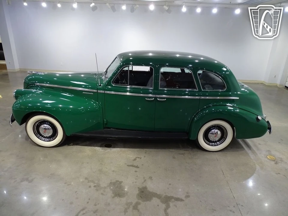 1940 Oldsmobile - Image 7 of 21