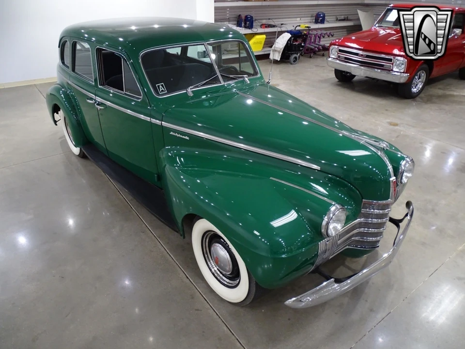 1940 Oldsmobile - Image 9 of 12