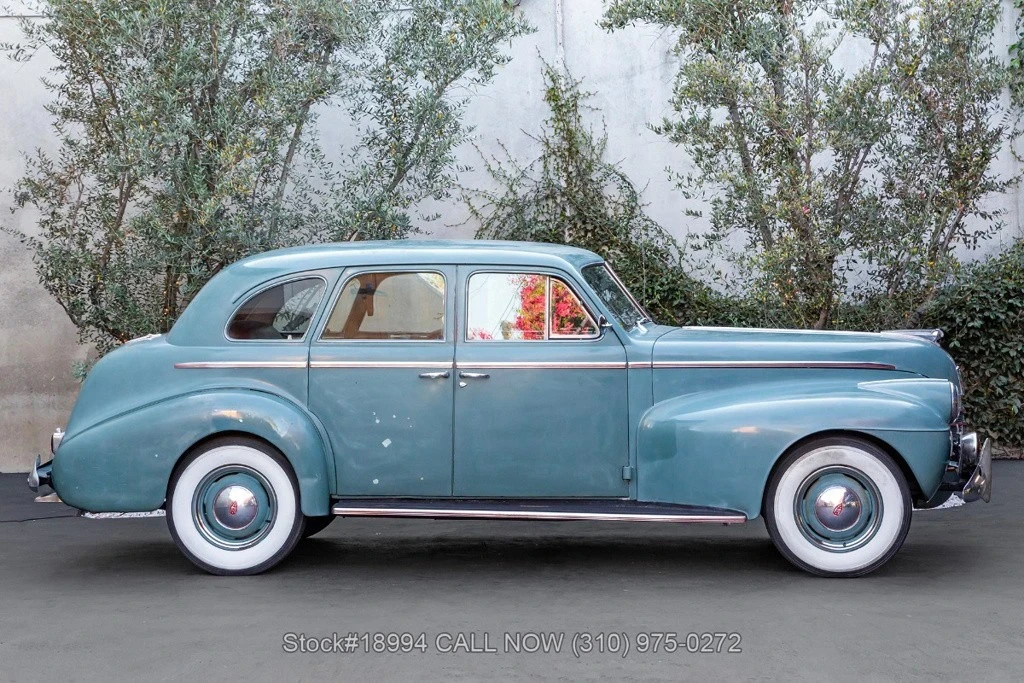 1940 Oldsmobile 98 - Image 4 of 12