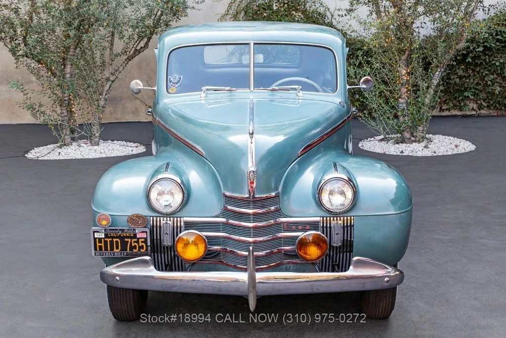 1940 Oldsmobile 98 - Image 2 of 12
