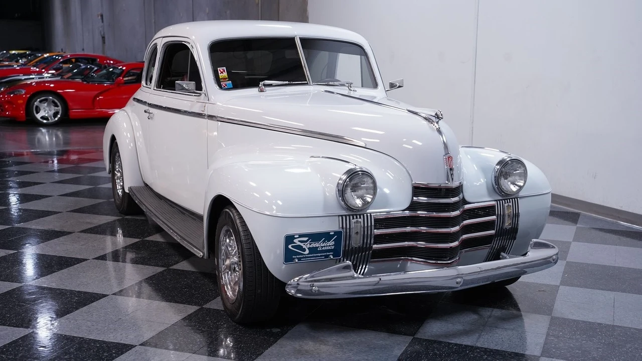 1940 Oldsmobile - Image 14 of 21