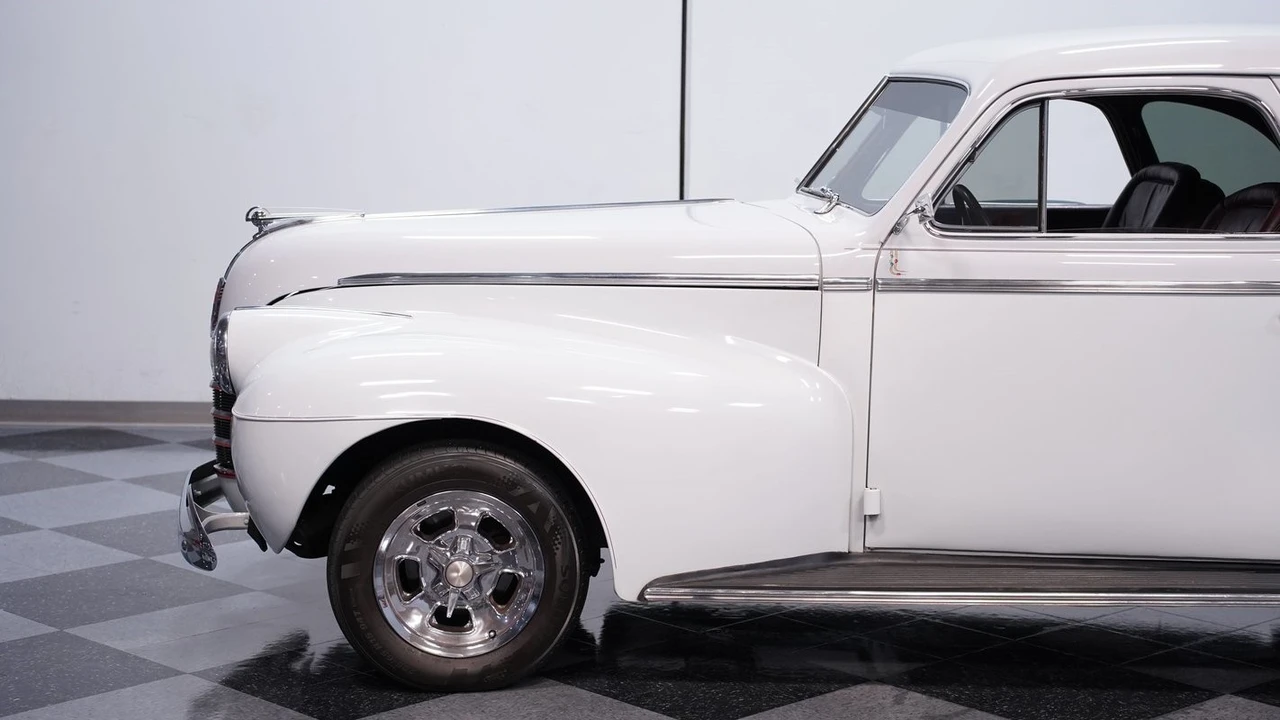 1940 Oldsmobile - Image 19 of 21
