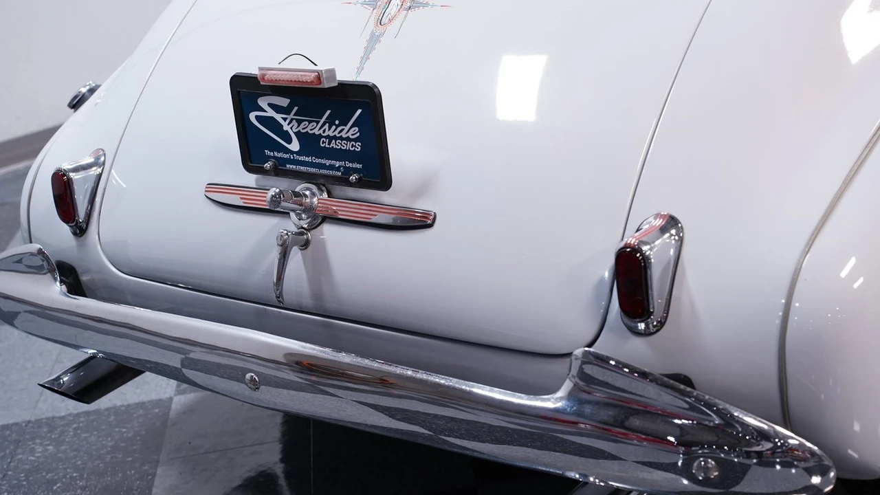 1940 Oldsmobile - Image 21 of 21
