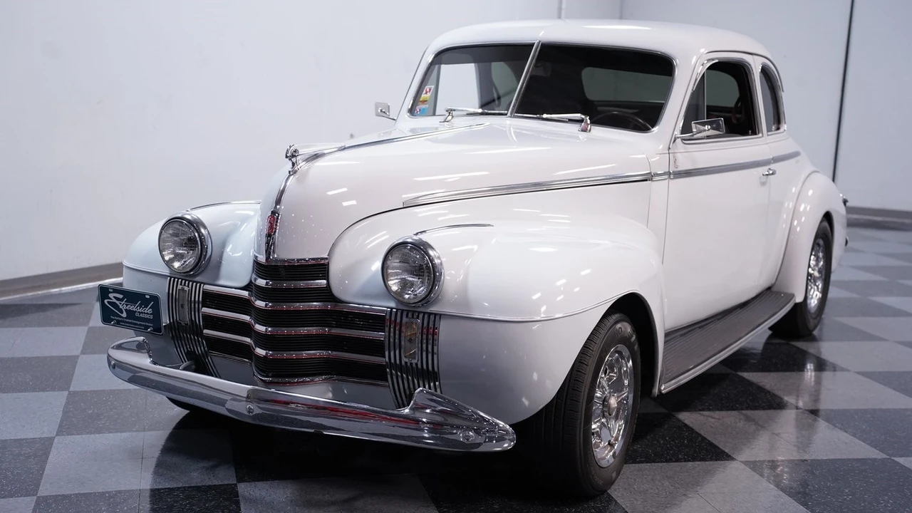 1940 Oldsmobile - Image 16 of 21