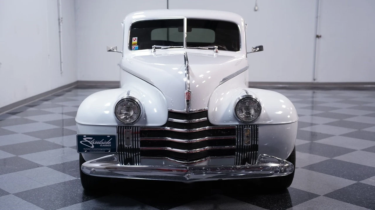 1940 Oldsmobile - Image 15 of 21