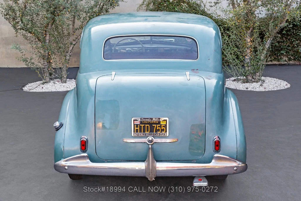 1940 Oldsmobile 98 - Image 6 of 12