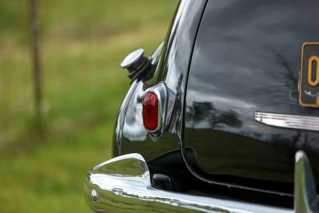 1940 Oldsmobile 88 - Image 12 of 31