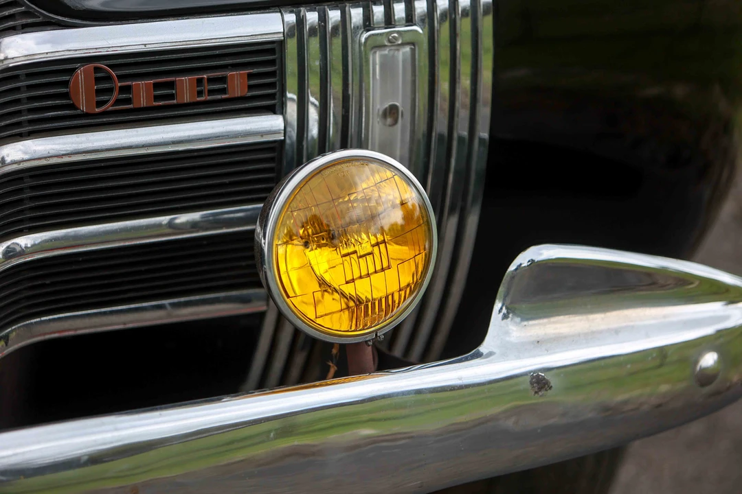 1940 Oldsmobile 88 - Image 29 of 31
