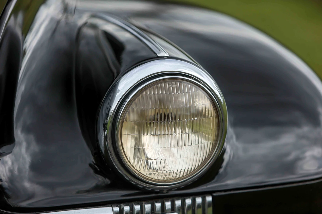 1940 Oldsmobile 88 - Image 30 of 31
