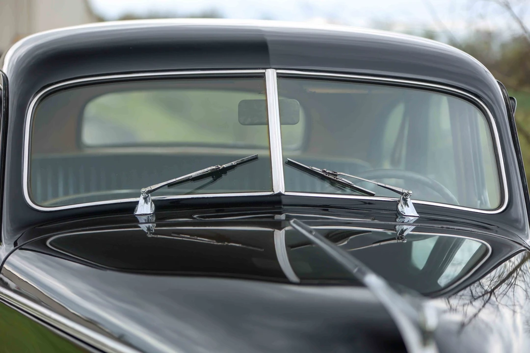 1940 Oldsmobile 88 - Image 31 of 31