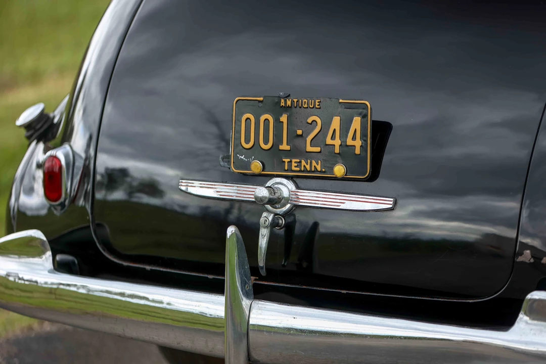 1940 Oldsmobile 88 - Image 10 of 31