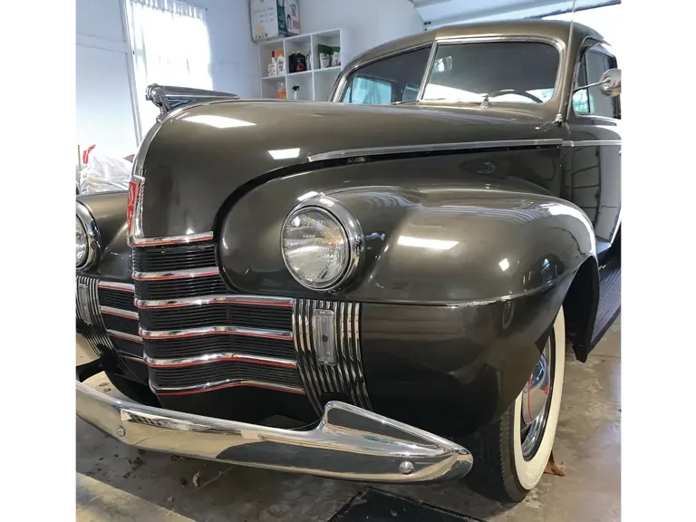 1940 Oldsmobile 98 - Image 2 of 8