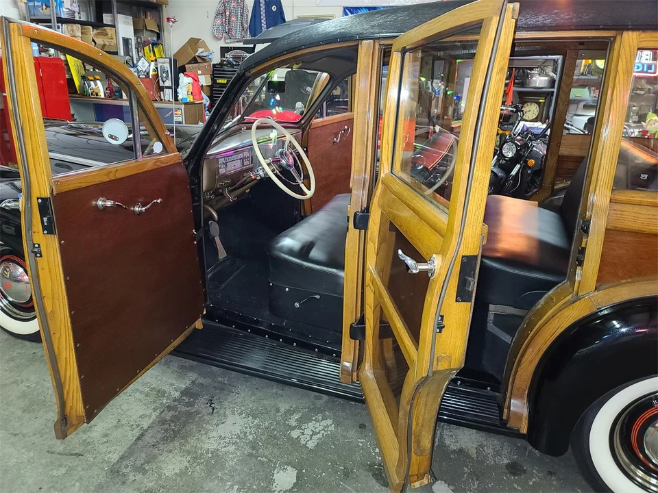1940 Oldsmobile - Image 16 of 31