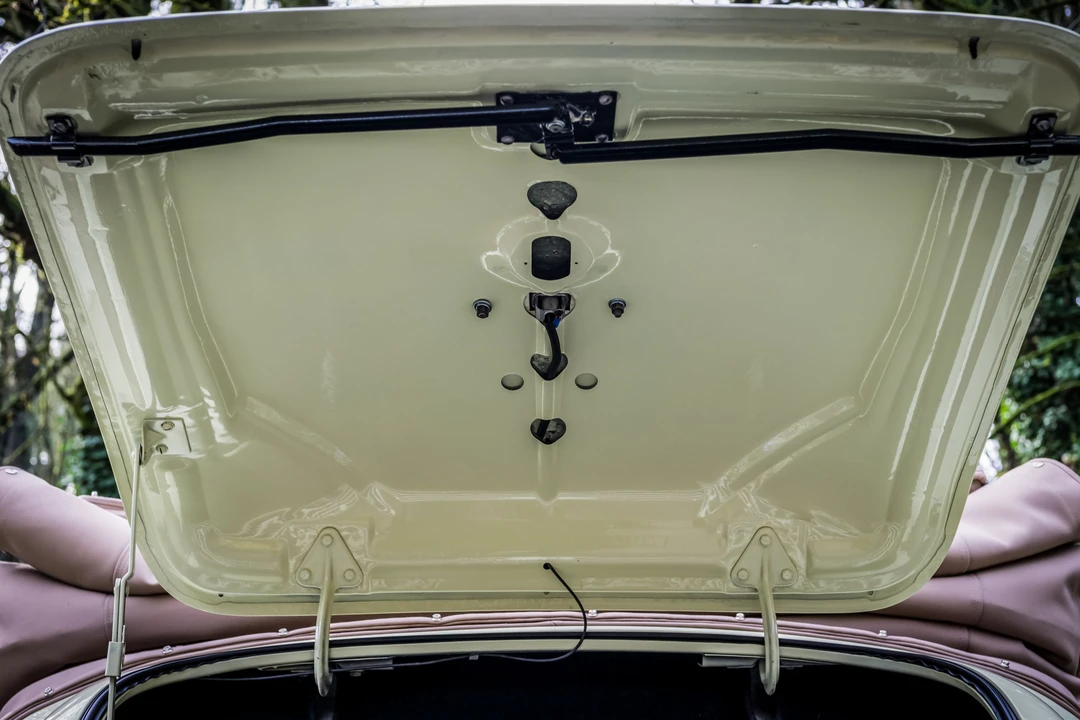 1940 Packard Eight - Image 30 of 31