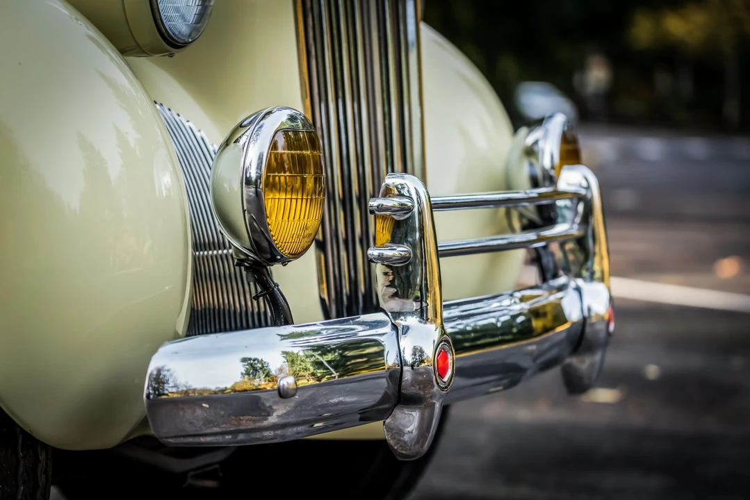 1940 Packard Eight - Image 14 of 31
