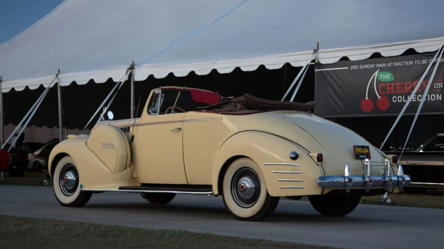 1940 Packard Eight - Image 3 of 8