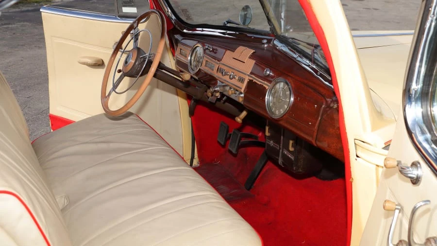 1940 Packard Eight - Image 5 of 12