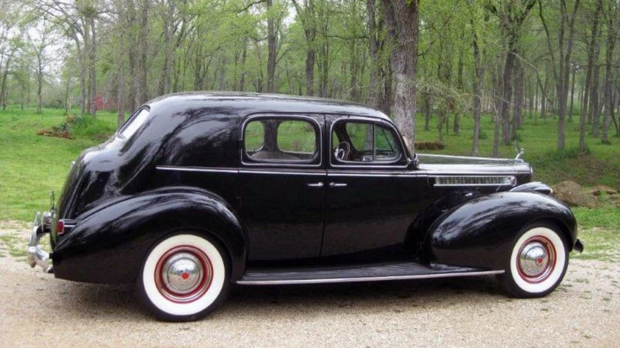 1940 Packard Eight - Image 2 of 10