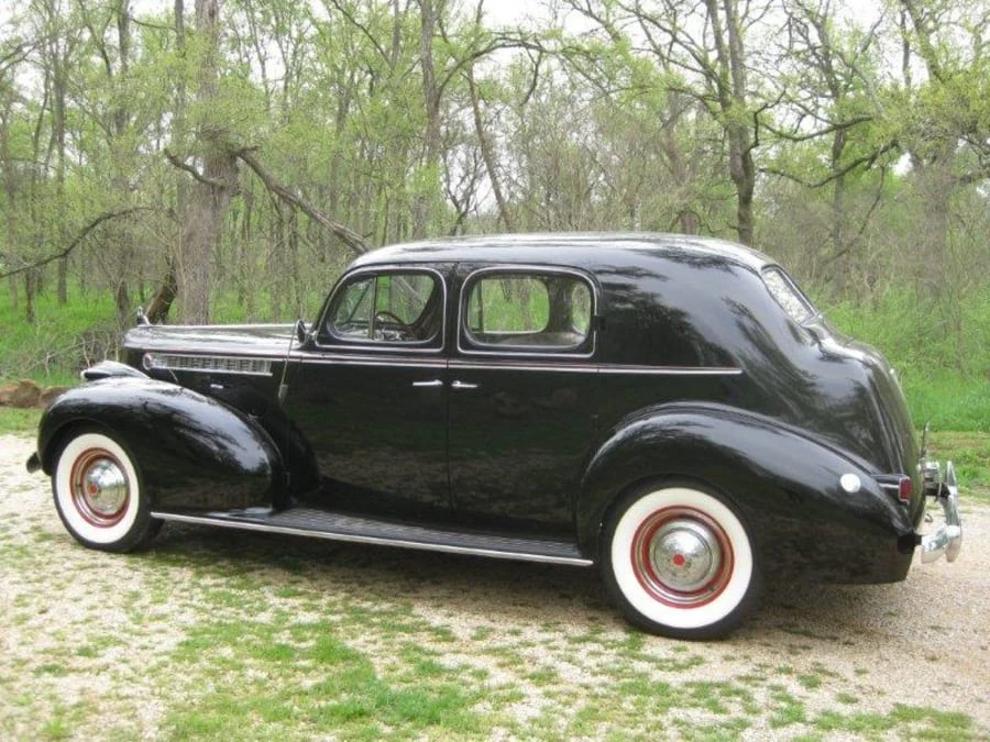 1940 Packard Eight - Image 9 of 10