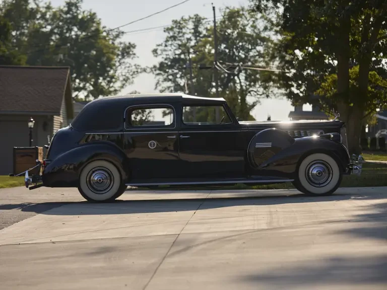 1940 Packard - Image 12 of 31