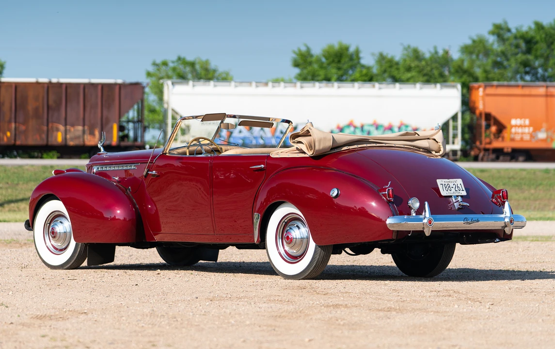 1940 Packard - Image 3 of 15
