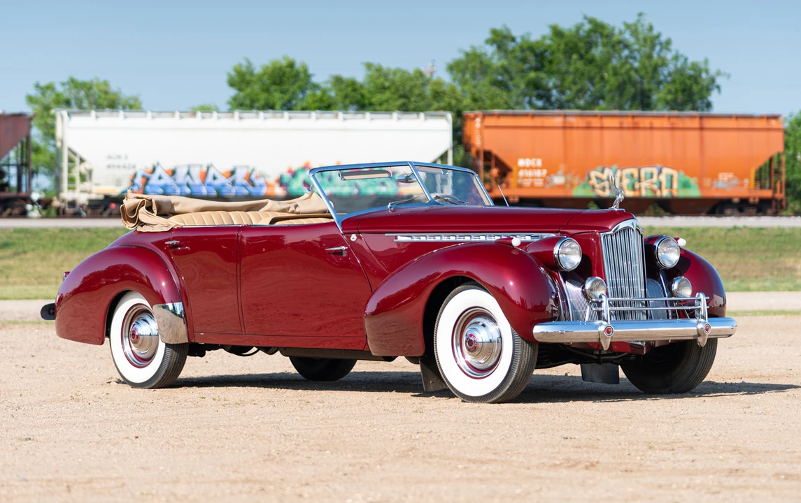 1940 Packard - Image 11 of 15