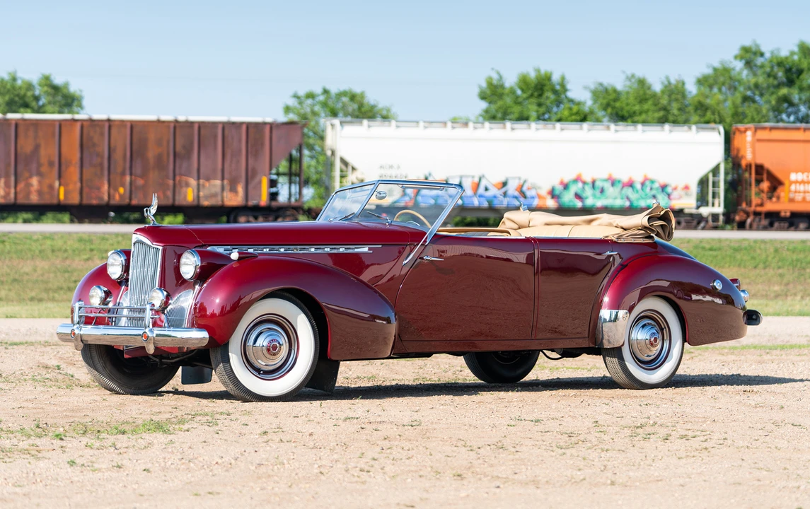1940 Packard - Image 14 of 15