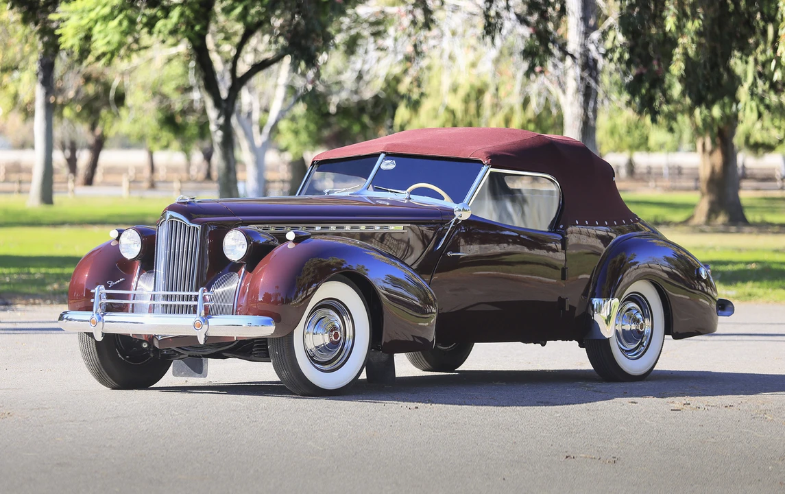 1940 Packard Eight - Image 6 of 16