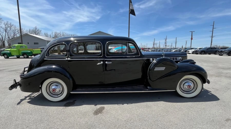 1940 Packard Eight - Image 2 of 17