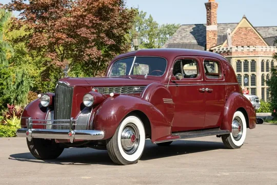 1940 Packard Custom Super Eight One-Eighty 1806 Club Sedan