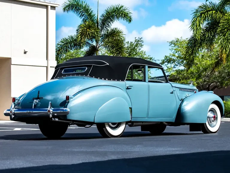 1940 Packard Eight - Image 11 of 31