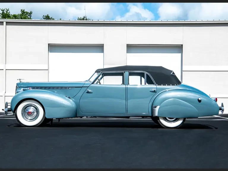 1940 Packard Eight - Image 6 of 31