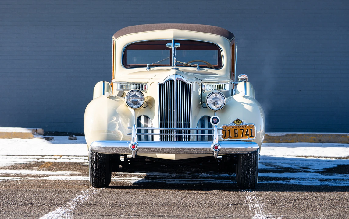 1940 Packard - Image 7 of 31