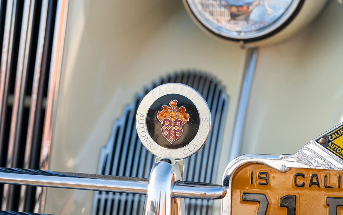 1940 Packard - Image 16 of 31