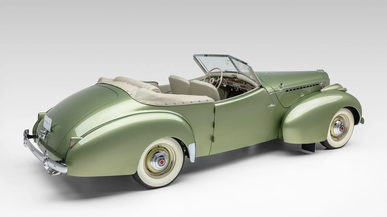 1940 Packard Six & One-Ten & 115 - Image 18 of 31