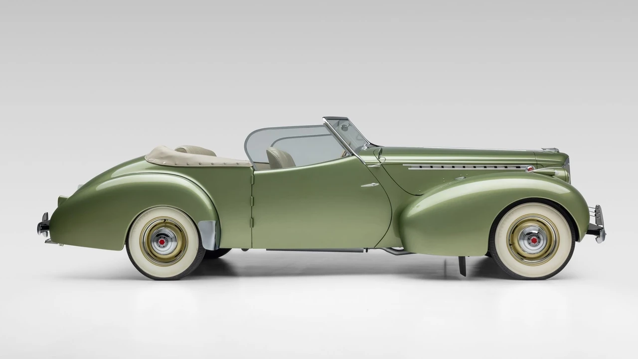 1940 Packard Six & One-Ten & 115 - Image 24 of 31