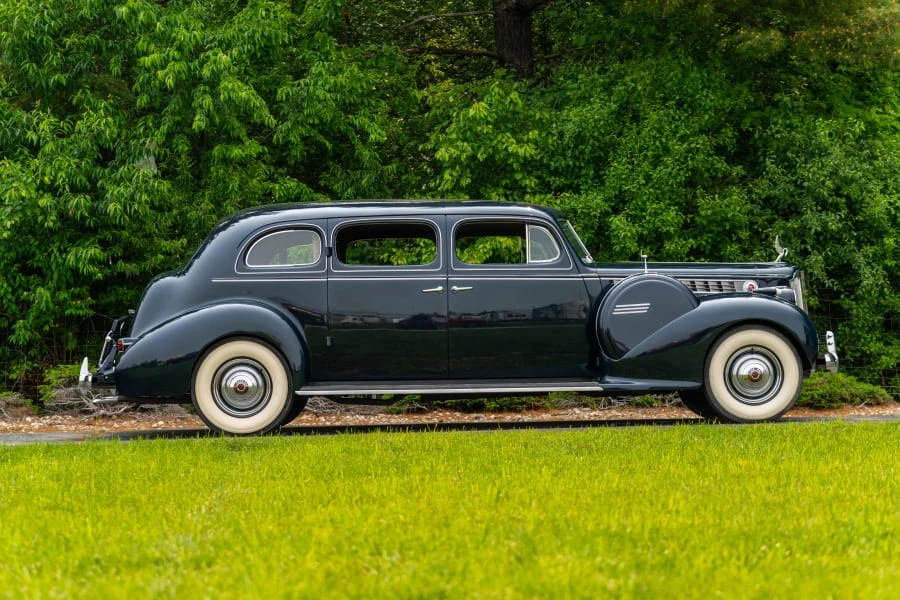 1940 Packard - Image 2 of 31
