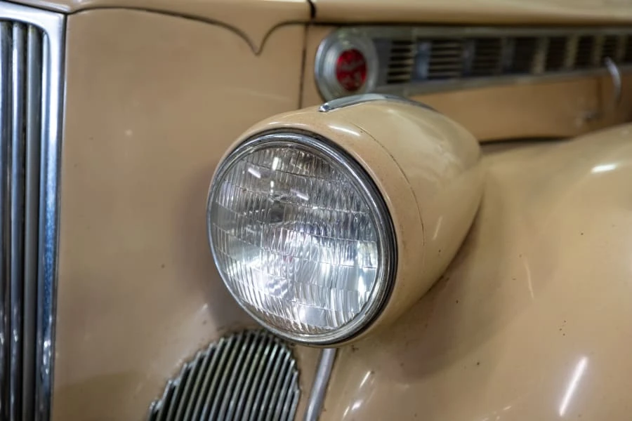 1940 Packard Eight - Image 9 of 31