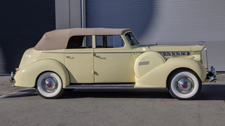 1940 Packard Eight - Image 8 of 20