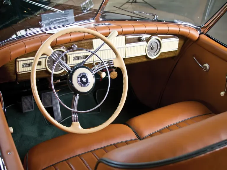1940 Packard Eight - Image 4 of 25