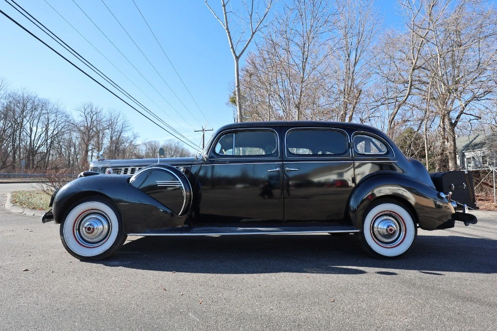 1940 Packard Eight - Image 4 of 9