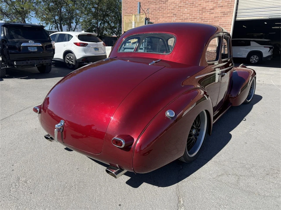 1940 Plymouth Deluxe & Special Deluxe - Image 4 of 14
