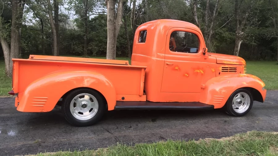 1940 Plymouth Deluxe & Special Deluxe - Image 2 of 17