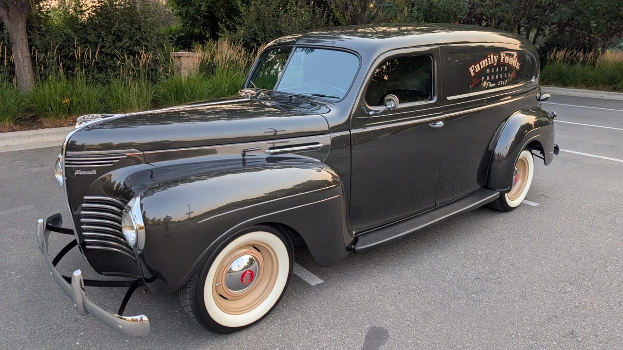 1940 Plymouth Deluxe & Special Deluxe - Image 12 of 31