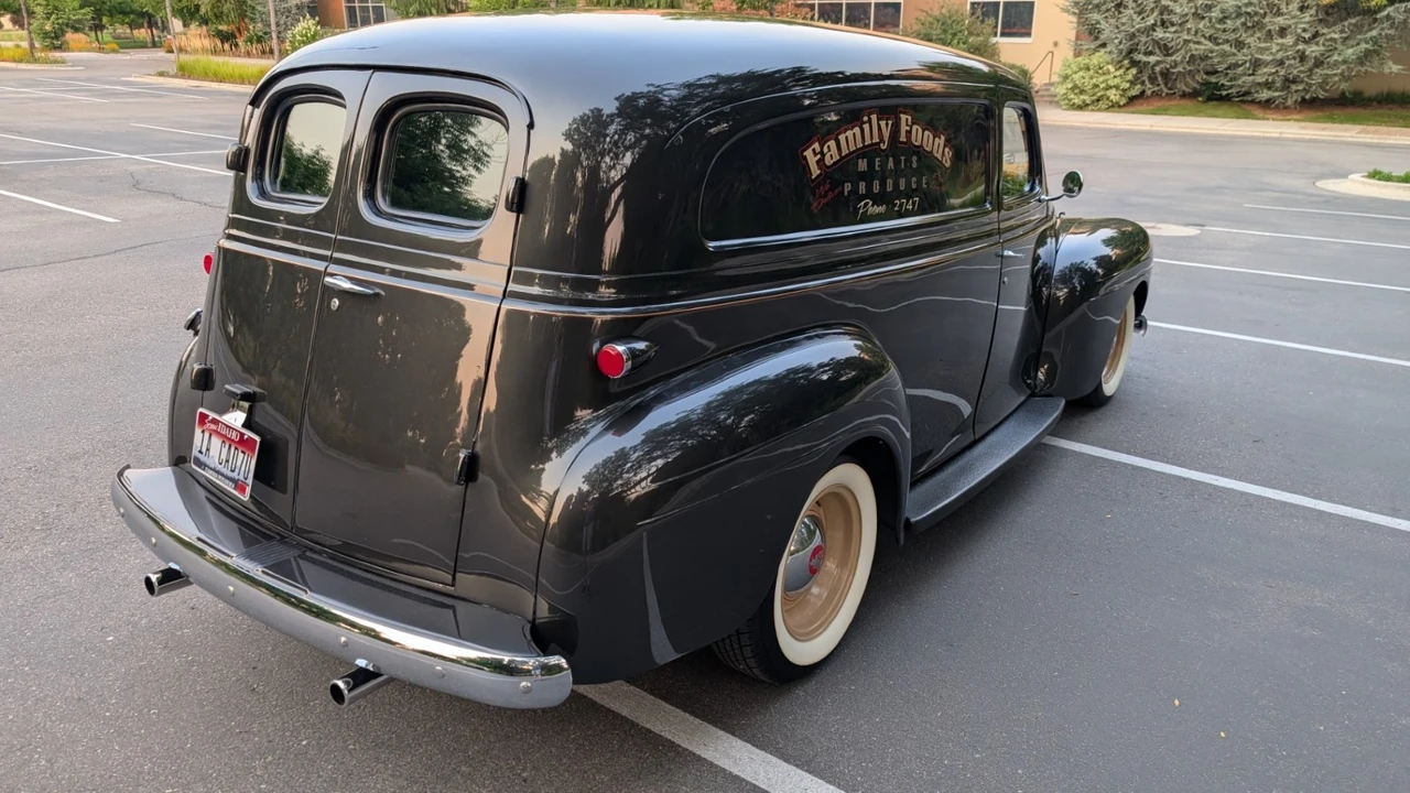 1940 Plymouth Deluxe & Special Deluxe - Image 4 of 31